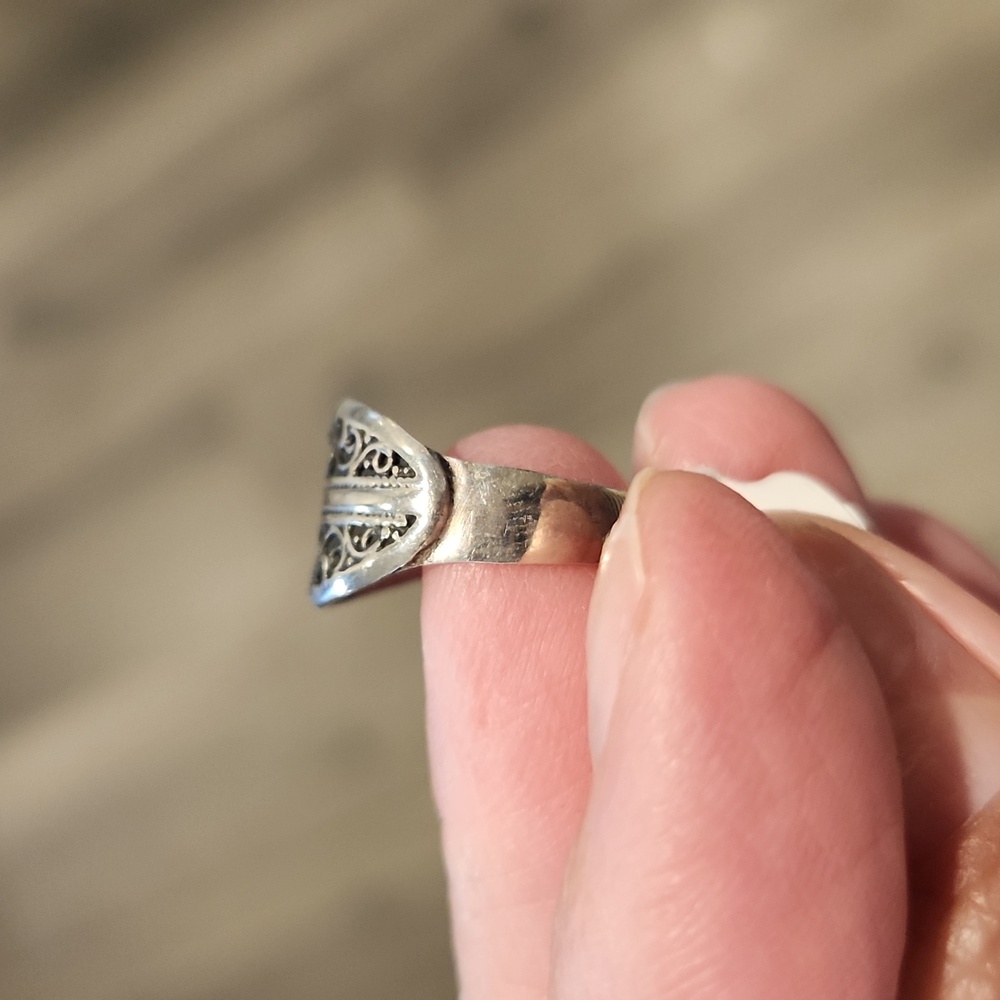 NEW Genuine Sterling Silver Ring - Picture 2 of 4